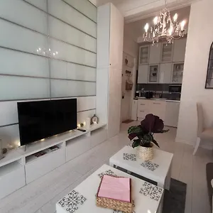 studio-chic-le-csy-des-prcheurs.fr-provencehotel.com/