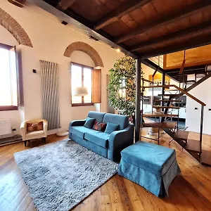 fidu-loft.it-tuscanyhotel.com/