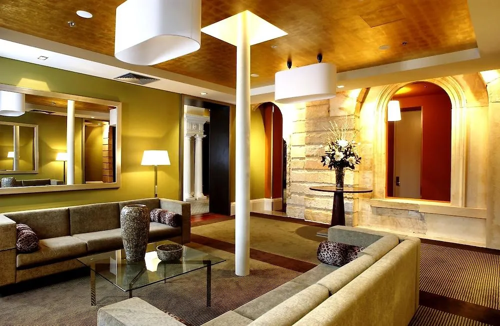Adina Apartment Hotel Adelaide Treasury 4*,  Australia