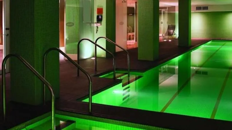 Adina Apartment Hotel Adelaide Treasury 4*,