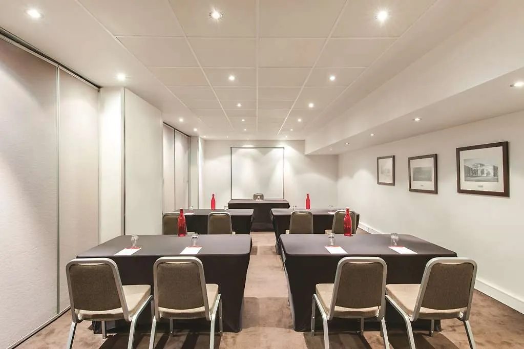 Aparthotel Adina Apartment Hotel Adelaide Treasury